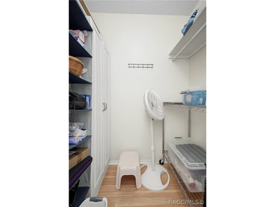 You'll love this beautifully maintained, furnished, 2-bedroom - photo 26