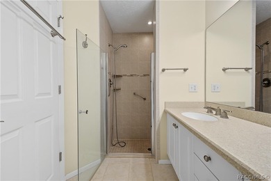 You'll love this beautifully maintained, furnished, 2-bedroom - photo 28
