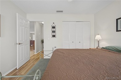 You'll love this beautifully maintained, furnished, 2-bedroom - photo 31