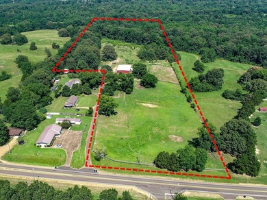This property is on the south side of Batesville inside city - photo 7