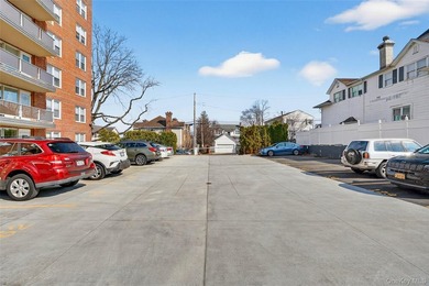 This sunny Jr. 4 corner unit is a gem in the beautifully - photo 33