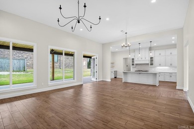Welcome to refined living in the highly sought-after Arlington - photo 20
