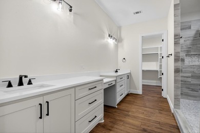 Welcome to refined living in the highly sought-after Arlington - photo 35