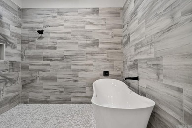 Welcome to refined living in the highly sought-after Arlington - photo 37