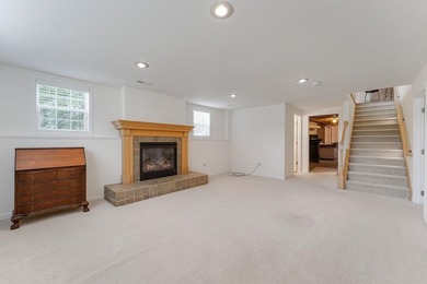 Priced below assessed value! Welcome to this well-maintained - photo 37