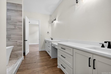 Welcome to refined living in the highly sought-after Arlington - photo 41