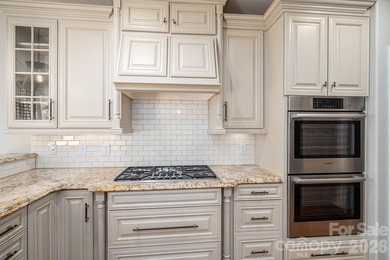 Welcome to 6627 Harbor Oaks Drive- a refined blend of luxury and - photo 15