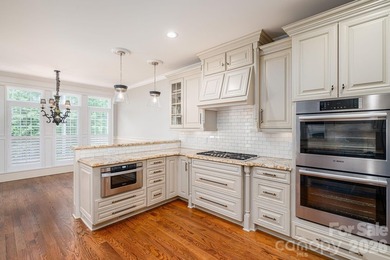 Welcome to 6627 Harbor Oaks Drive- a refined blend of luxury and - photo 16