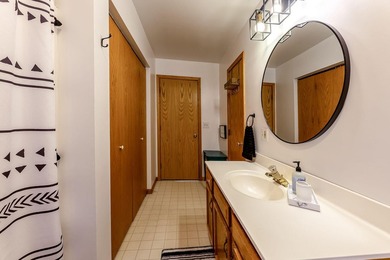 Welcome home to 1702 N Southgate! Move right in to this very - photo 19