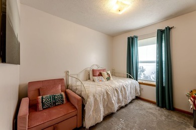 Welcome home to 1702 N Southgate! Move right in to this very - photo 26