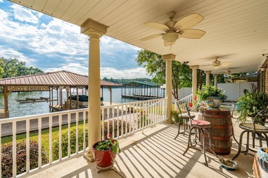 Welcome to 431 Lockhaven Point-an exceptional lakefront home on - photo 45