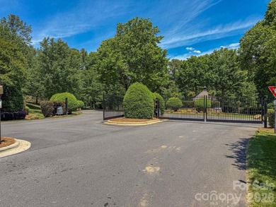 Welcome to 6627 Harbor Oaks Drive- a refined blend of luxury and - photo 45