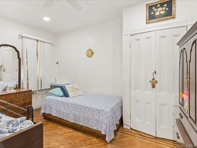 Beautiful Colonial featuring 4 bedrooms and 3 bathrooms - photo 19