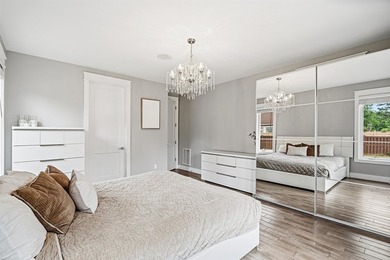 Welcome to an extraordinary luxurious retreat nestled in the - photo 27