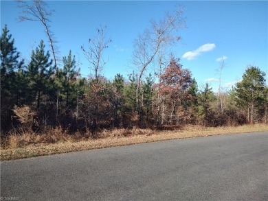 High Rock Lake Lot For Sale in Denton North Carolina