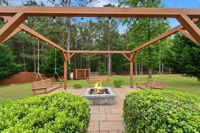 Welcome to an extraordinary luxurious retreat nestled in the - photo 46