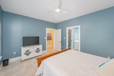 Located in the gated community of Maravilla & tucked away in a - photo 12