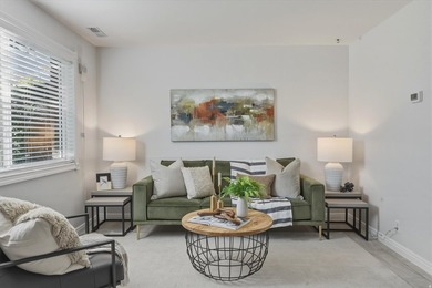 Open House: Saturday, July 18, 11:00 a.m. to 2:00 p.m. Charming - photo 3
