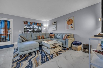 Completely updated first floor 2 bedroom, 2 bath residence in - photo 4
