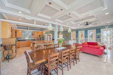 Located in the gated community of Maravilla & tucked away in a - photo 22