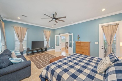 Located in the gated community of Maravilla & tucked away in a - photo 31