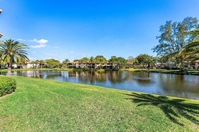 Beautiful first-floor 2-bedroom, 2-bath lakefront condo located - photo 3
