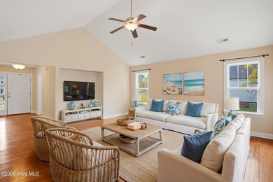 Welcome to your new home in Boiling Spring Lakes! This charming - photo 5