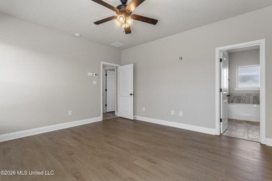 Don't miss this beautifully maintained home in the Savoy Place - photo 17