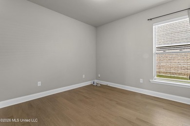 Don't miss this beautifully maintained home in the Savoy Place - photo 24