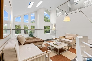 EXPERIENCE REFIND LUXURY & RESORT-LIKE LIVING IN FULLY - photo 29