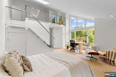 EXPERIENCE REFIND LUXURY & RESORT-LIKE LIVING IN FULLY - photo 33
