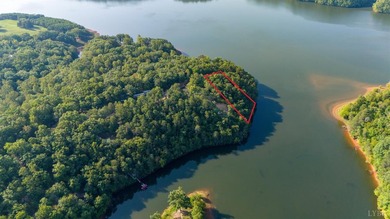 Discover the perfect blend of privacy and waterfront beauty with - photo 8