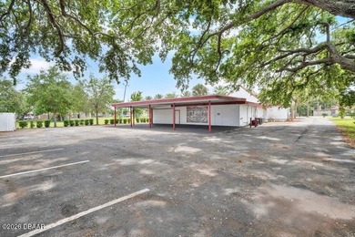 Prime opportunity to bring new life to a well-known former local - photo 25