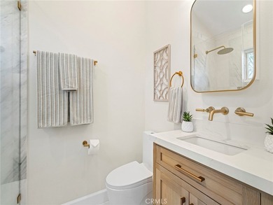 Coastal Cape Cod Estate with ADU in Manhattan Beach Tree Section - photo 34
