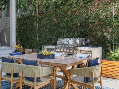 Coastal Cape Cod Estate with ADU in Manhattan Beach Tree Section - photo 43