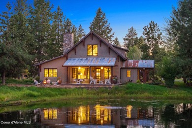 This beautiful 4-bedroom, 4.5-bathroom cottage offers 3,094 - photo 1
