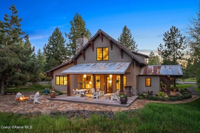 This beautiful 4-bedroom, 4.5-bathroom cottage offers 3,094 - photo 3