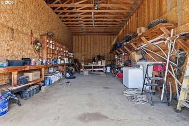 Logan Butte-96 Ranch is a premier Central Oregon cattle and - photo 22