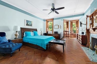 Hudson River Home For Sale in New York (Manhattan) New York