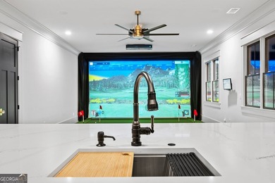 SOPHISTICATED ELEGANCE THROUGHOUT THIS STUNNING NEW CUSTOM - photo 2