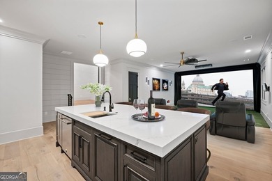 SOPHISTICATED ELEGANCE THROUGHOUT THIS STUNNING NEW CUSTOM - photo 6