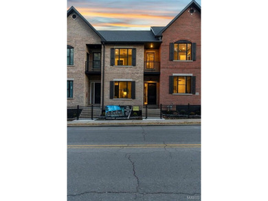 Welcome to the River's Edge Townhomes - where luxurious finishes - photo 11