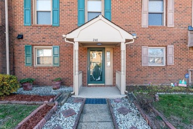 Lake Townhome/Townhouse For Sale in Hampton, Virginia