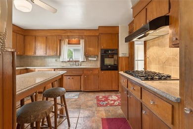 Welcome to this charming 3-bedroom, 2-full-bath Cape Cod nestled - photo 17