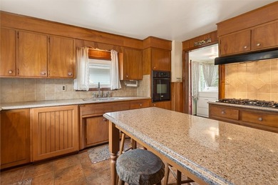 Welcome to this charming 3-bedroom, 2-full-bath Cape Cod nestled - photo 21