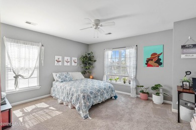 Welcome home to this spacious and beautifully maintained - photo 30
