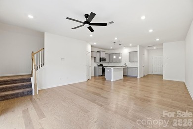 Welcome Home to this BETTER THAN NEW move-in ready townhome in - photo 10