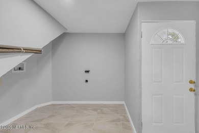 Move-in ready pool home in a prime Jacksonville location! Just - photo 41