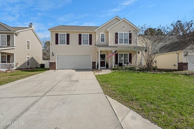 Welcome home to this spacious and beautifully maintained - photo 44