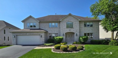 Lake Home Sale Pending in Aurora, Illinois